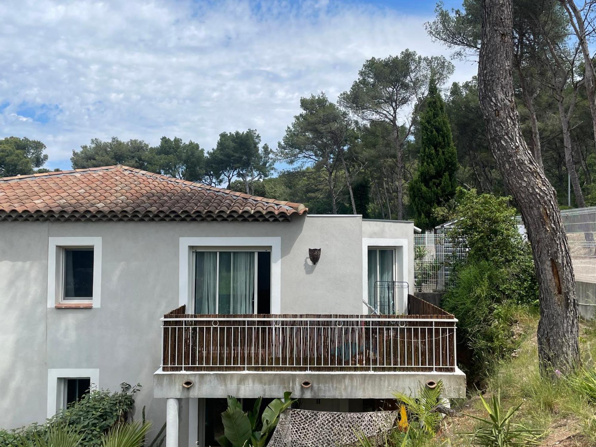 Appartement Proche Des Plages Carqueiranne Bagian luar foto